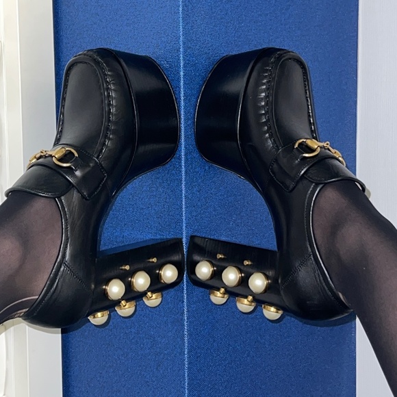 Gucci Vegas studded gold pearl platforms - Picture 1 of 4